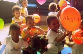 Como Levar Alegria a Orfanatos: Dicas Práticas para Voluntariado
